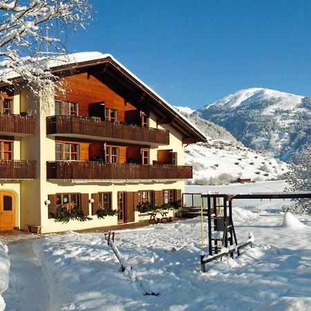 Familien Und Wanderhotel Clarezia Бріґельс Екстер'єр фото